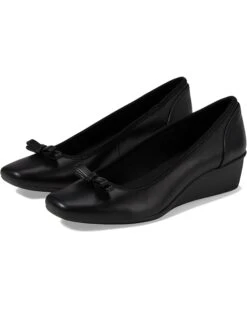 Anne Klein Waldorf | Heels